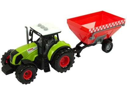 Trator agrícola com reboque pulverizador
