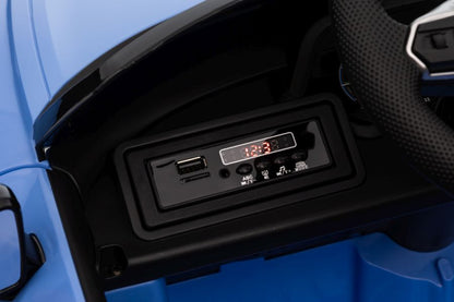 Carro elétrico Audi E-Tron GT QLS-6888 azul