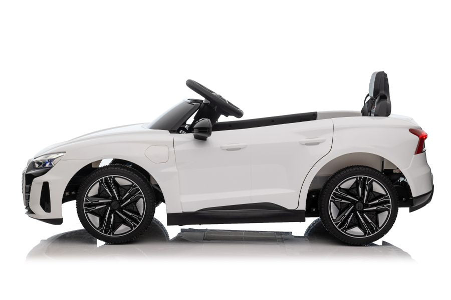 Carro elétrico Audi E-Tron GT QLS-6888 branco
