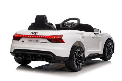 Carro elétrico Audi E-Tron GT QLS-6888 branco