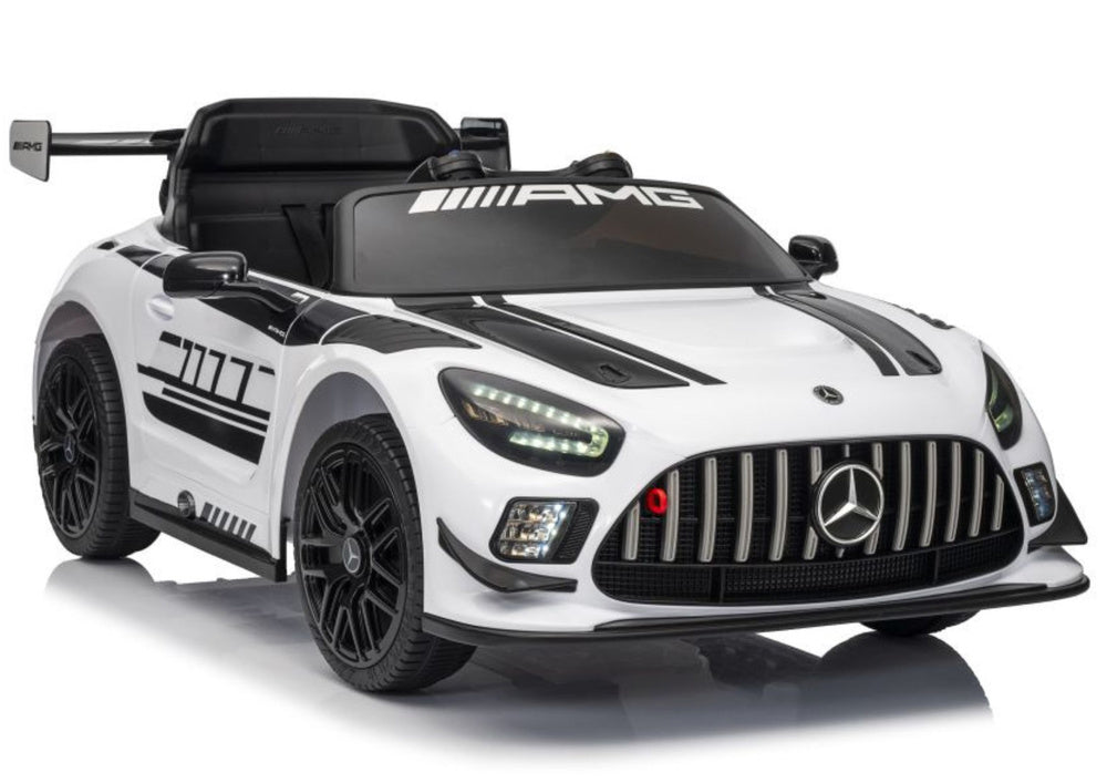 Carro elétrico Mercedes AMG GT3 branco