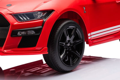 Carro elétrico Ford Mustang GT500 Shelby vermelho