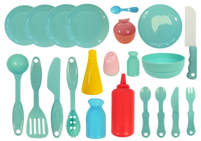 Cozinha infantil rosa com legumes e talheres