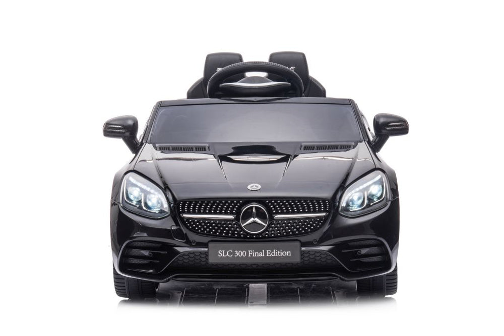 Carro elétrico Mercedes SLC 300 preto