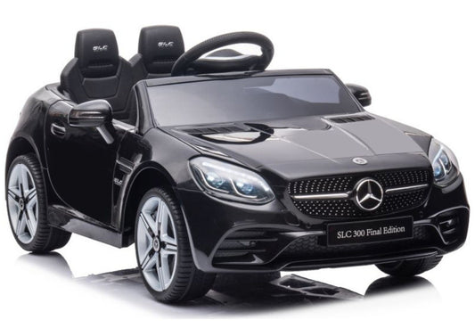 Carro elétrico Mercedes SLC 300 preto