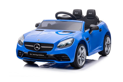 Carro elétrico Mercedes SLC 300 azul