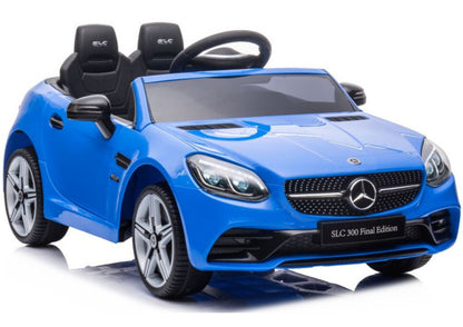 Carro elétrico Mercedes SLC 300 azul