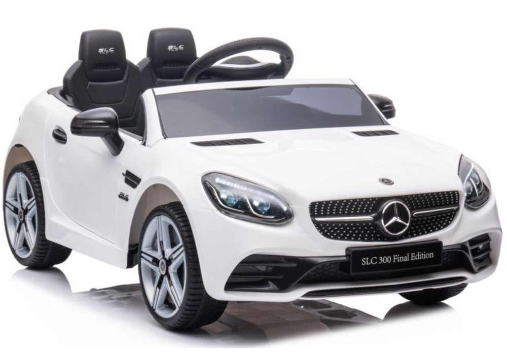 Carro elétrico Mercedes SLC 300 branco