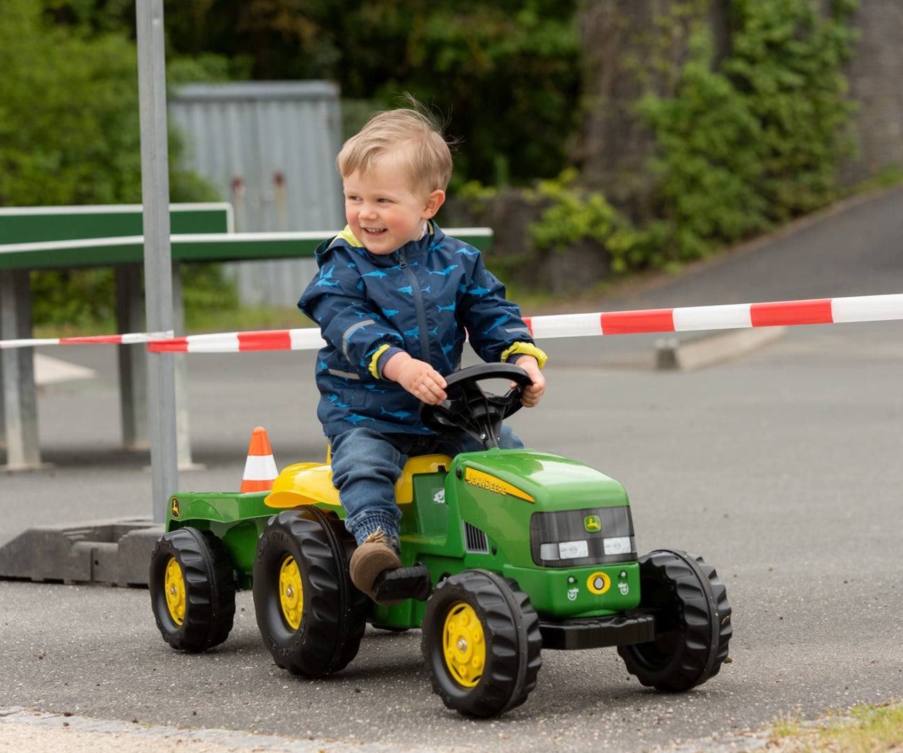 Trator John Deere Kart A Pedais Com Reboque Rolly Toys