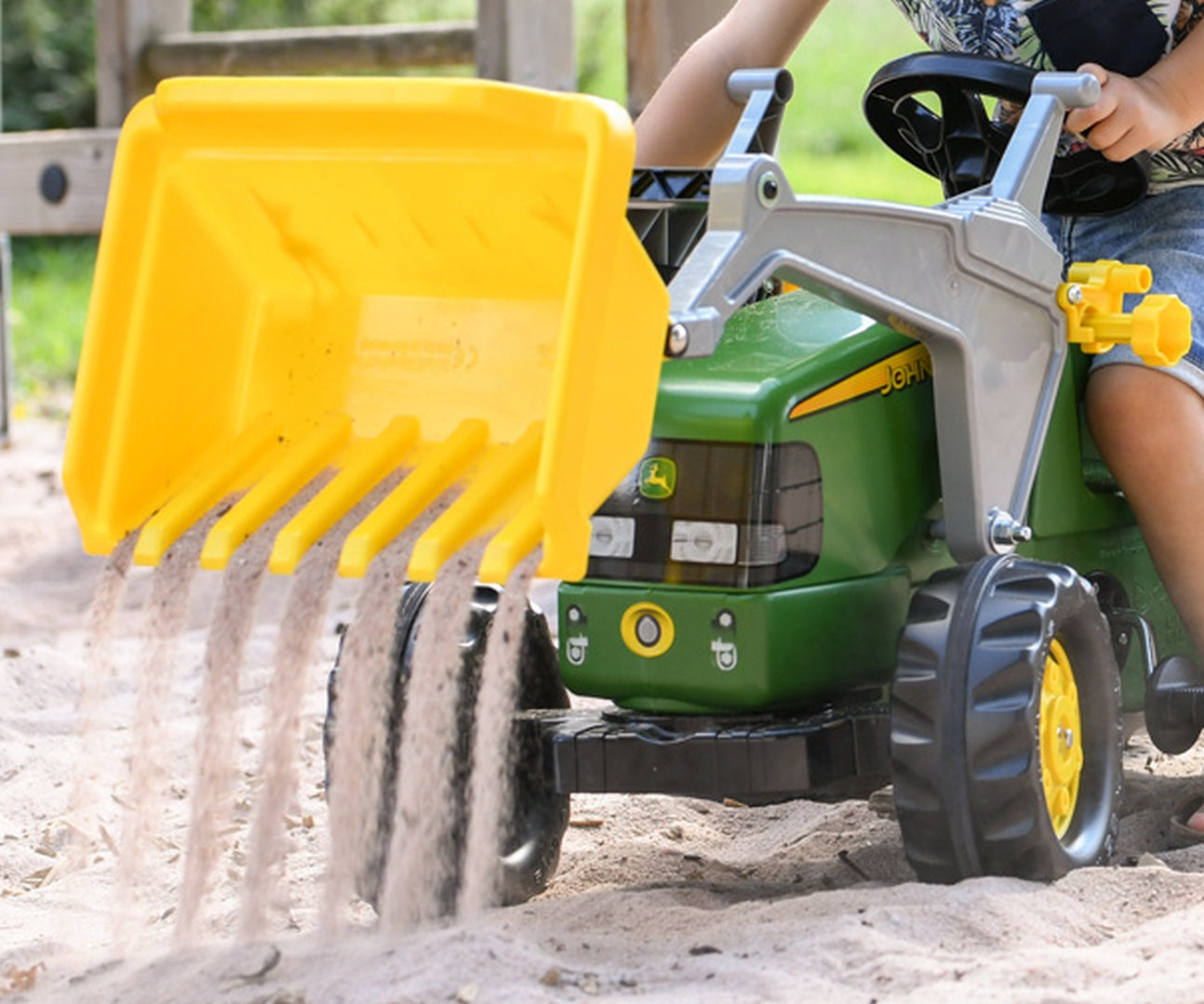 Trator Kart A Pedais John Deere Com Balde E Reboque Rolly Toys