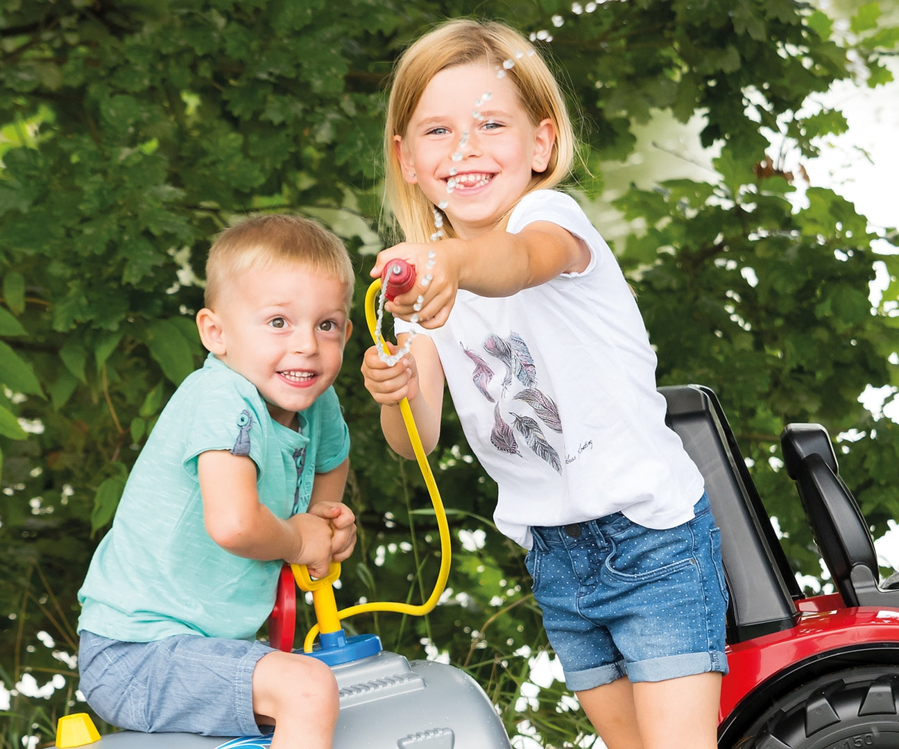 Bomba Cisterna E Palheiro Rolly Toys